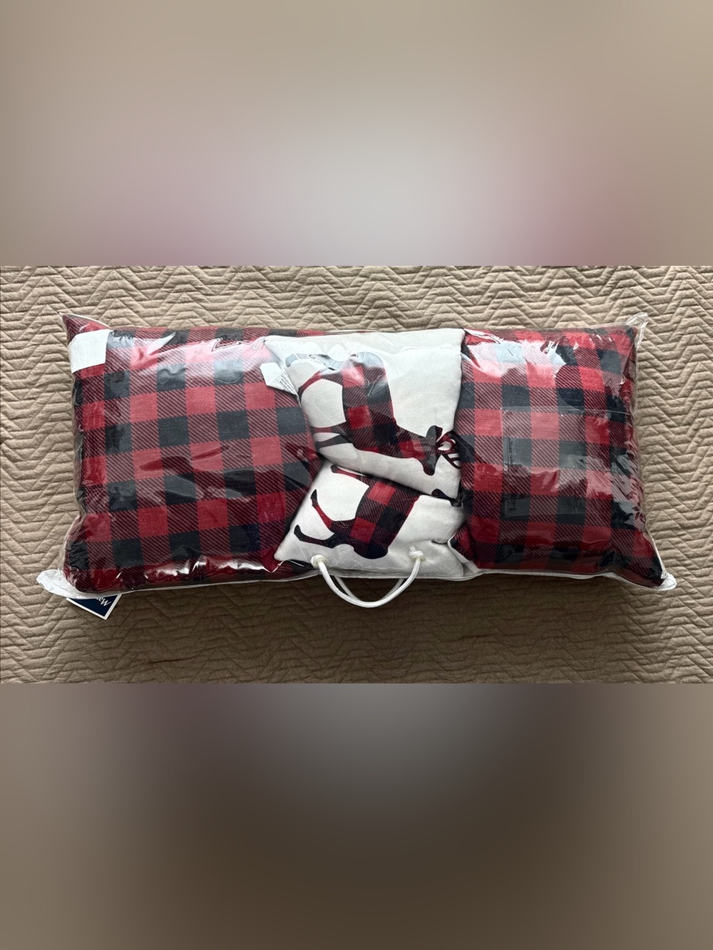 SET Of 3 Decorative Pillows Red & Black Home Decor 2, 20” X 20” 1, 12”x 20”